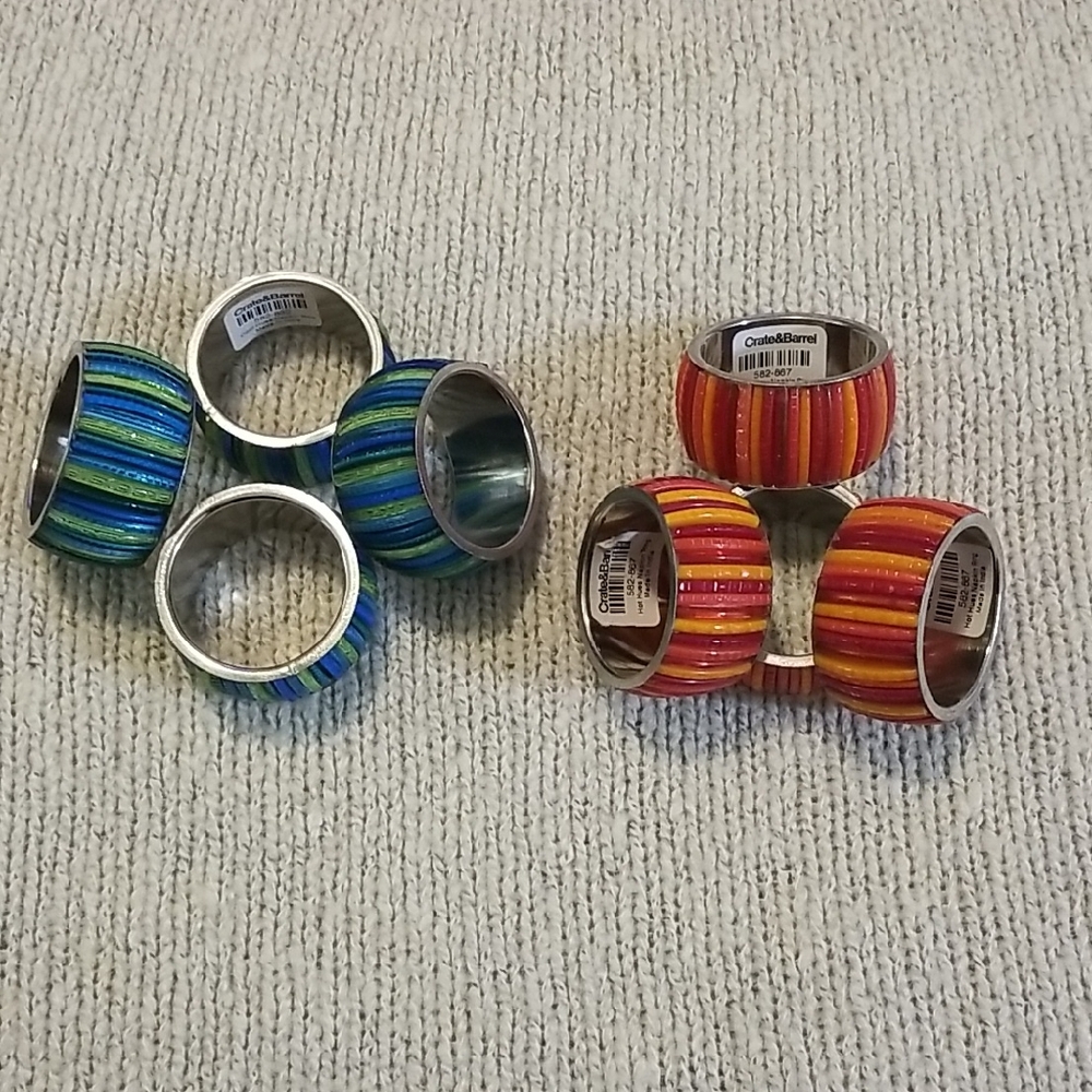 8 Crate&Barrel Napkin Rings Set